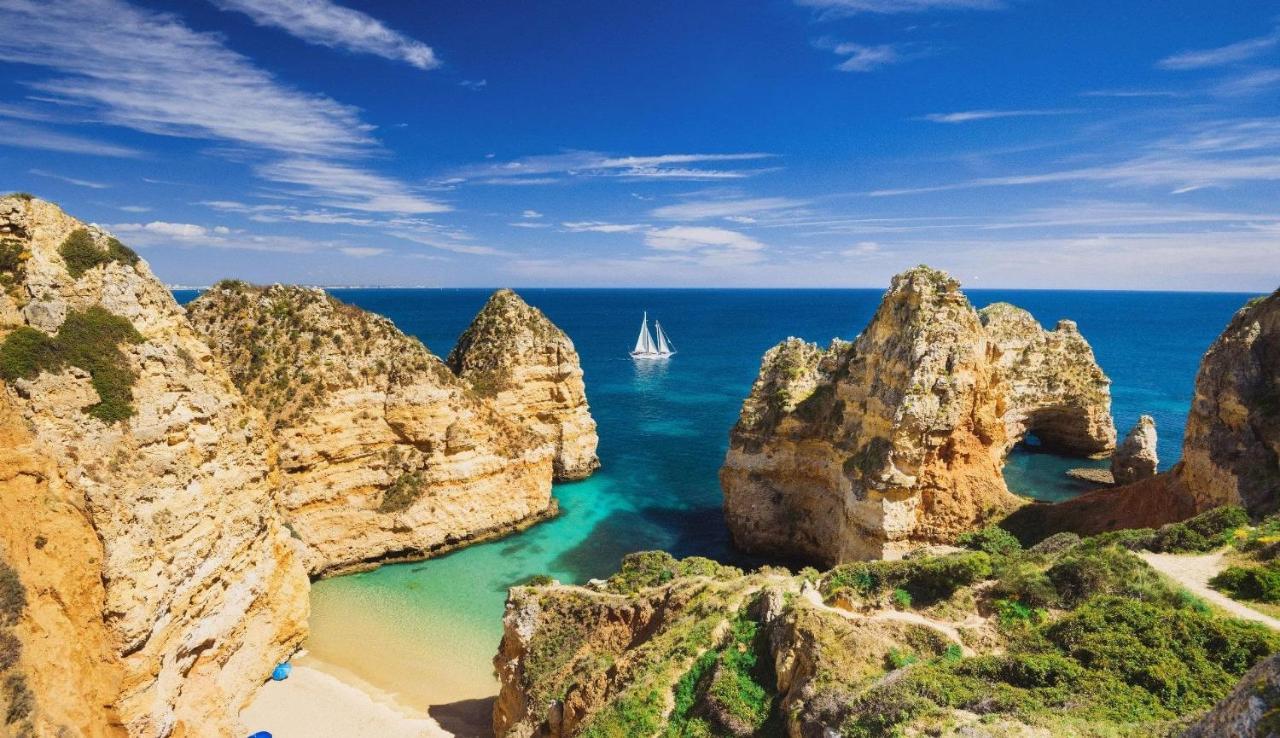 Holiday البوفيرا المظهر الخارجي الصورة